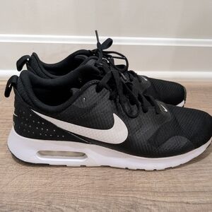 Nike Black and White Sneakers